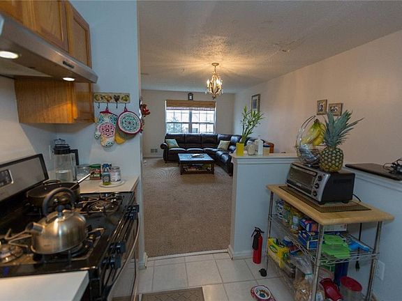 5th image of 112 Prestwick Way