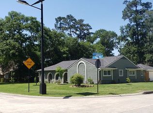 302 Hickory Ridge Dr, Spring, TX 77381