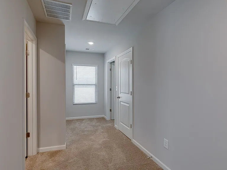 370 Alyssa Landing Dr — Photo 16