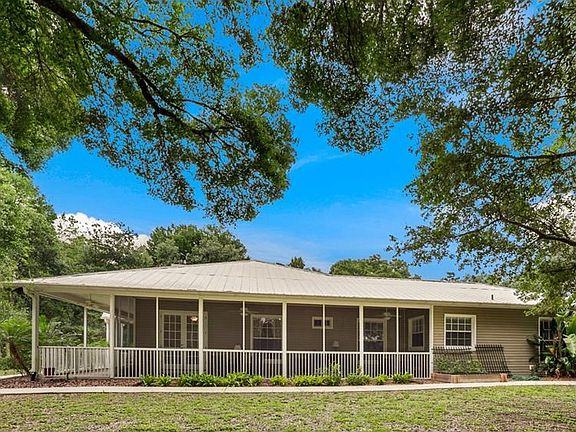 3rd image of 10814 Great Whiteoaks Ln