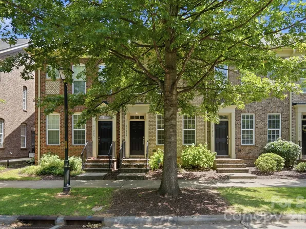 11209 Cedar Walk Ln, Charlotte, NC 28277