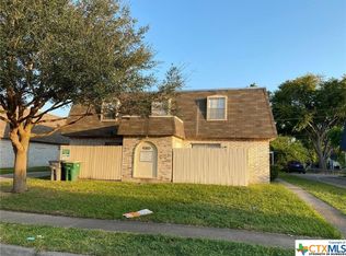 1812 Lawndale Ave, Victoria, TX 77901