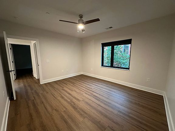 4th image of 1531 Pleasant St Unit 302