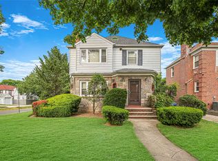 75-03 192nd St, Fresh Meadows, NY 11366