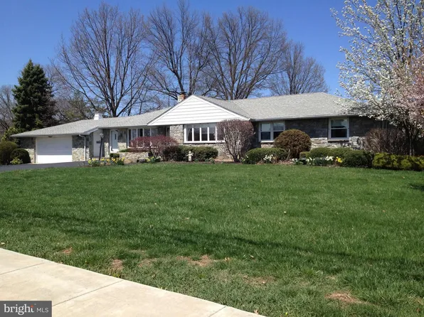 694 Egypt Rd, Phoenixville, PA 19460