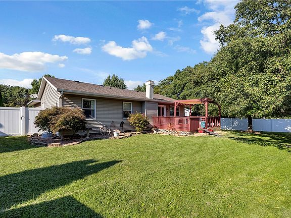 4th image of 2870 N Primrose Ct