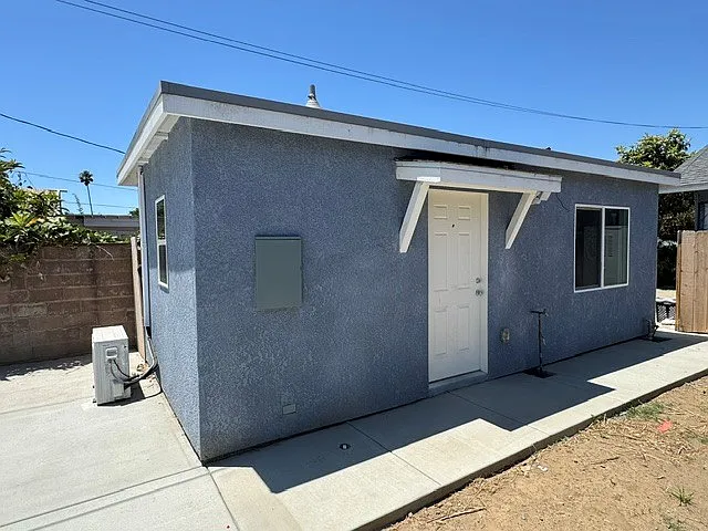 1012 W Cypress St #C — Photo 7