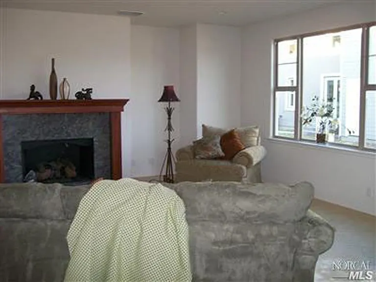 3916 Jefferson St — Photo 11