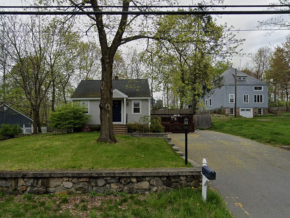 1st image of 171 Main St