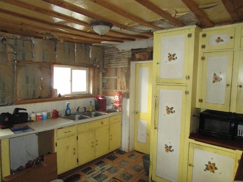 4792 State St, Gagetown, MI 48735 Zillow