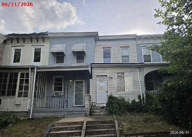 2nd image of 3508 Hickory Ave