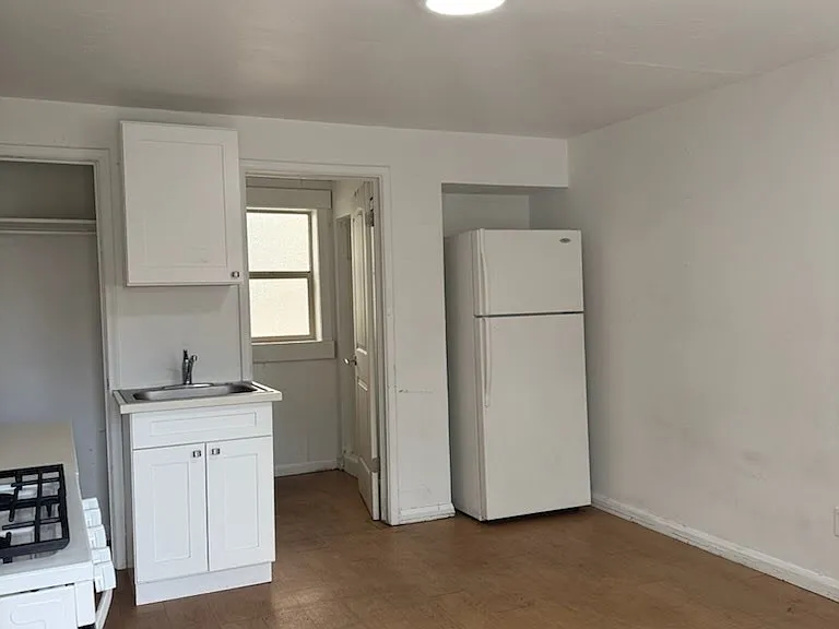 282 N Main St #17 — Photo 2