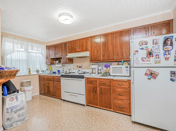 329 80th Street image 9 of 45