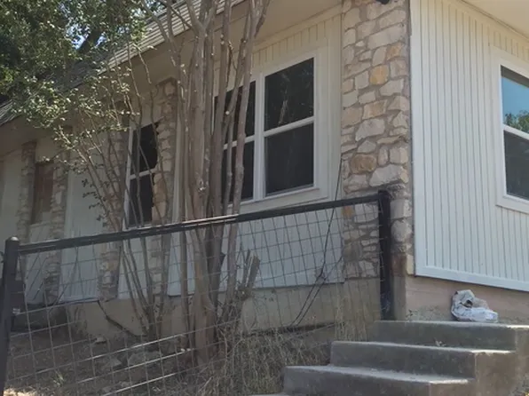1107-1109 Hazelton St, San Marcos, TX 78666