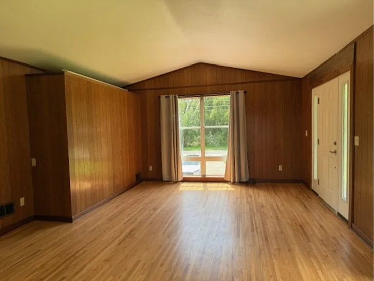 1441 Balmy Beach Dr — Photo 5