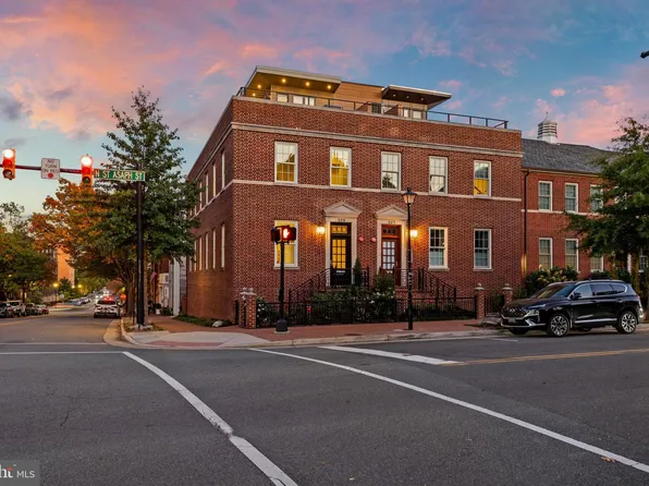 529 N Saint Asaph St, Alexandria, VA 22314