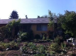 4825 E St, Springfield, OR 97478
