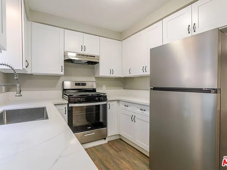 420 N Market St #15 — Photo 14