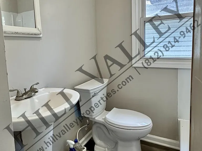 1318 S 11th St — Photo 12