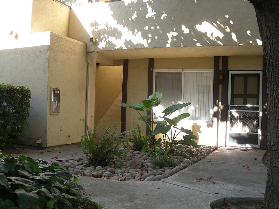 1st image of 1769 De Marietta Ave APT 3