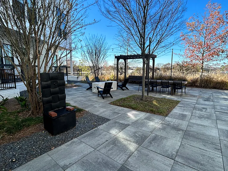 915 Spencer Ave — Photo 23