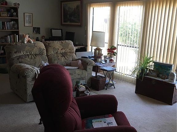 2nd image of 1250 N Kirby St Spc 73