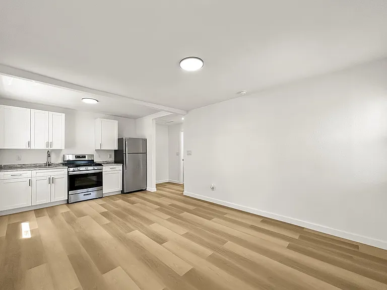 1538 S Martin Luther King Jr Ave — Photo 10