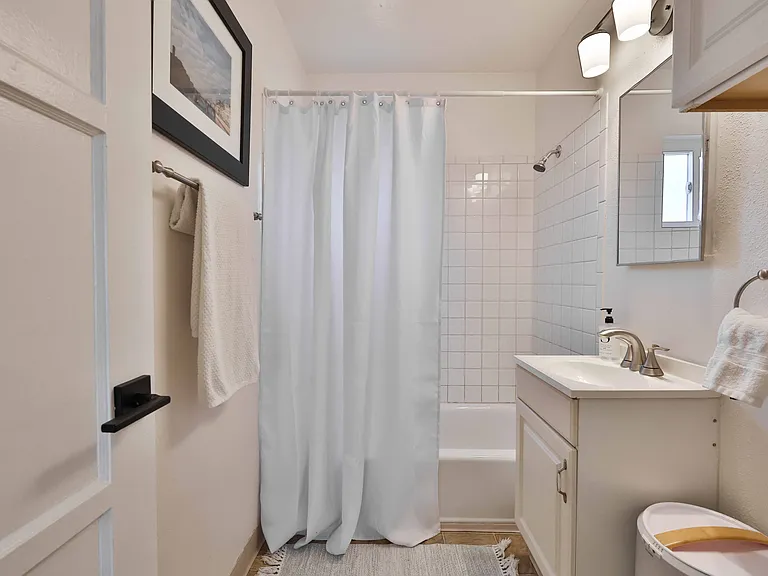 4788 W Mountain View Dr #B — Photo 24