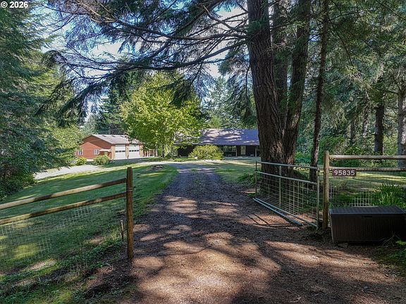 4th image of 95835 Martin Ranch Rd