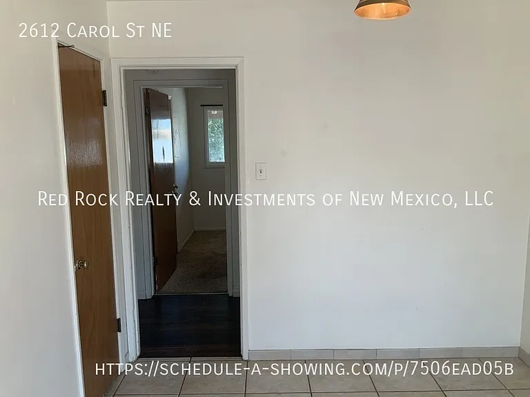 2612 Carol St NE — Photo 8