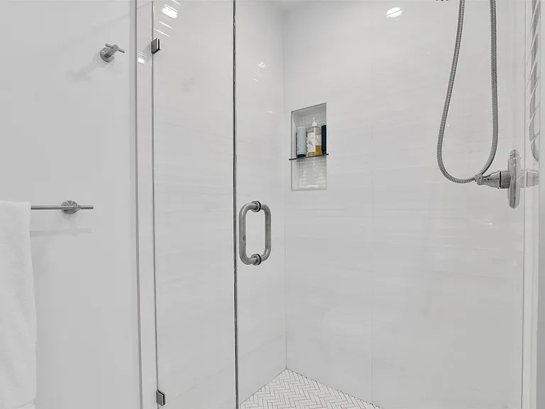 1035 Boca Cove Ln — Photo 47