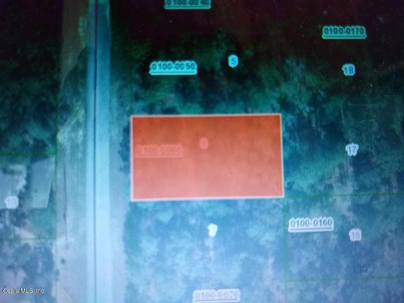2nd image of 118 Paris St