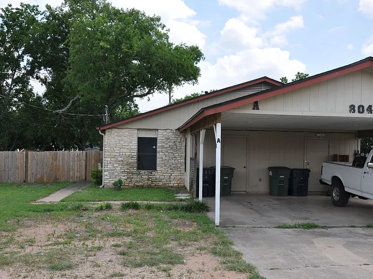 804 Osage Dr #A — Photo 2