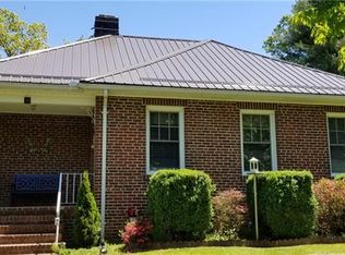 30 Enka Orchard St, Candler, NC 28715