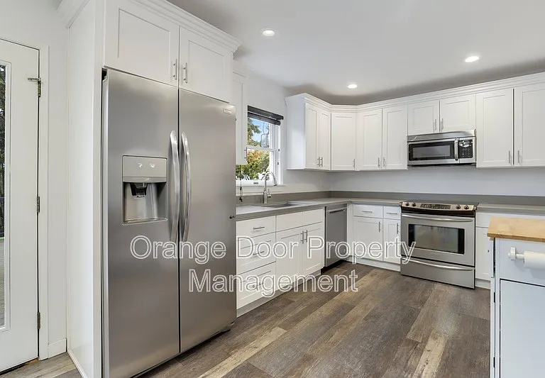 55 Hylebos Ave — Photo 10