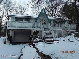 155 Doolan Rd, Dingmans Ferry, PA 18328