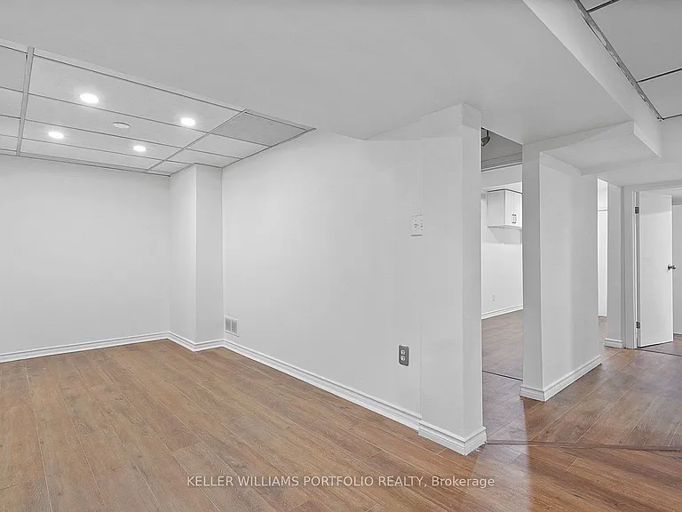 68 Athabasca St — Photo 30