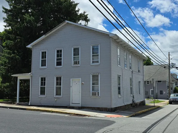 2 S 2nd St, Dillsburg, PA 17019