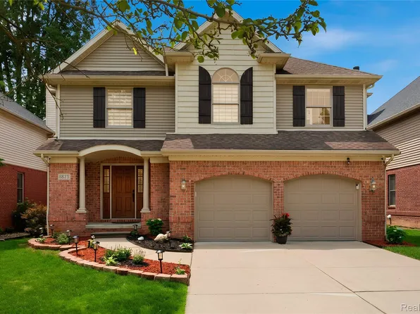 8873 Northern Ave, Plymouth, MI 48170