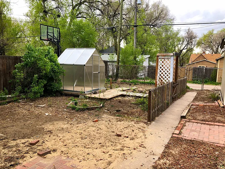 1025 E Boulder St — Photo 18