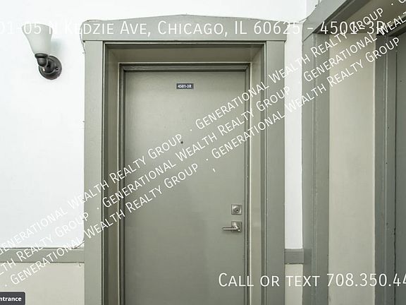 3rd image of 4501-05 N Kedzie Ave #3R