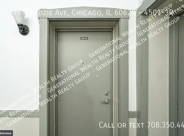 4501-05 N Kedzie Ave #3R — Photo 3