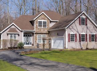 3158 Natures Place Dr SE, Lowell, MI 49331