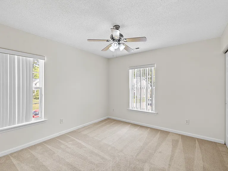 6571 Guard Hill Dr — Photo 38