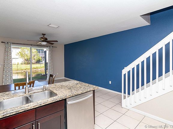 4th image of 7941 Catalina Cir