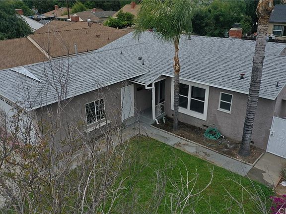 2nd image of 1535 N Miramonte Ave