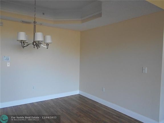 5th image of 2058 Alta Meadows Ln APT 2512