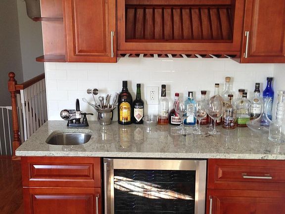 wet bar in master suite