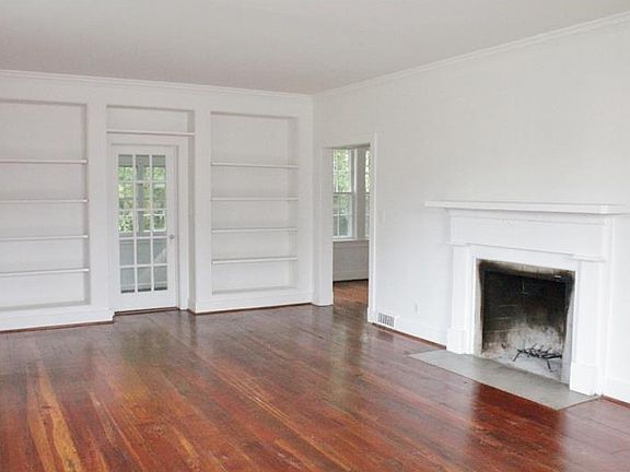 2nd image of 194 Polk St