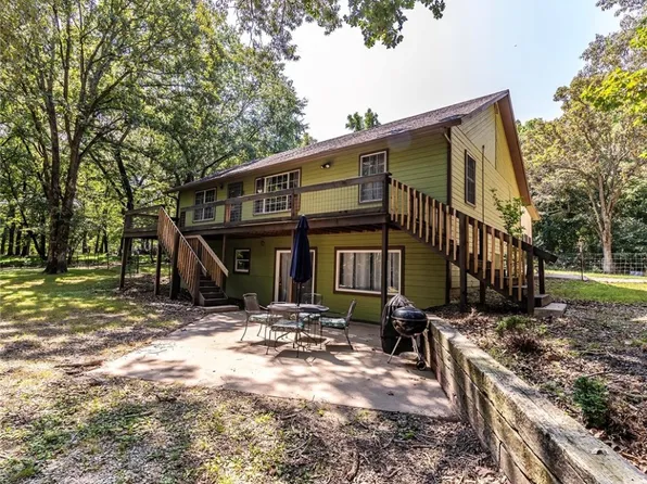 16318 Pin Oak Rd, Fayetteville, AR 72704